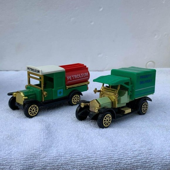 Readers Digest Toy Trucks, Tanker And Delivery Truck Vintage 80s Diecast Toys - Picture 3 of 9